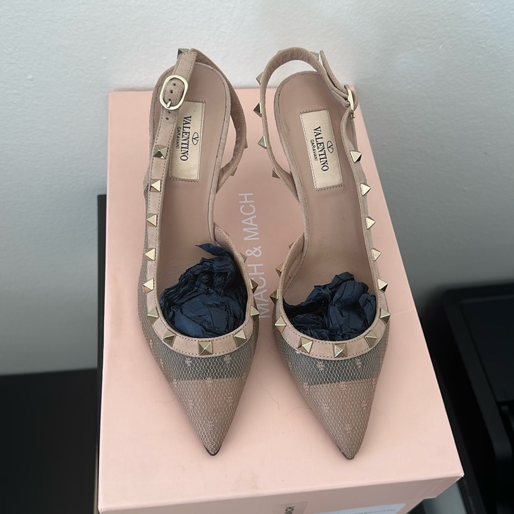 Valentino Garavani studded heel